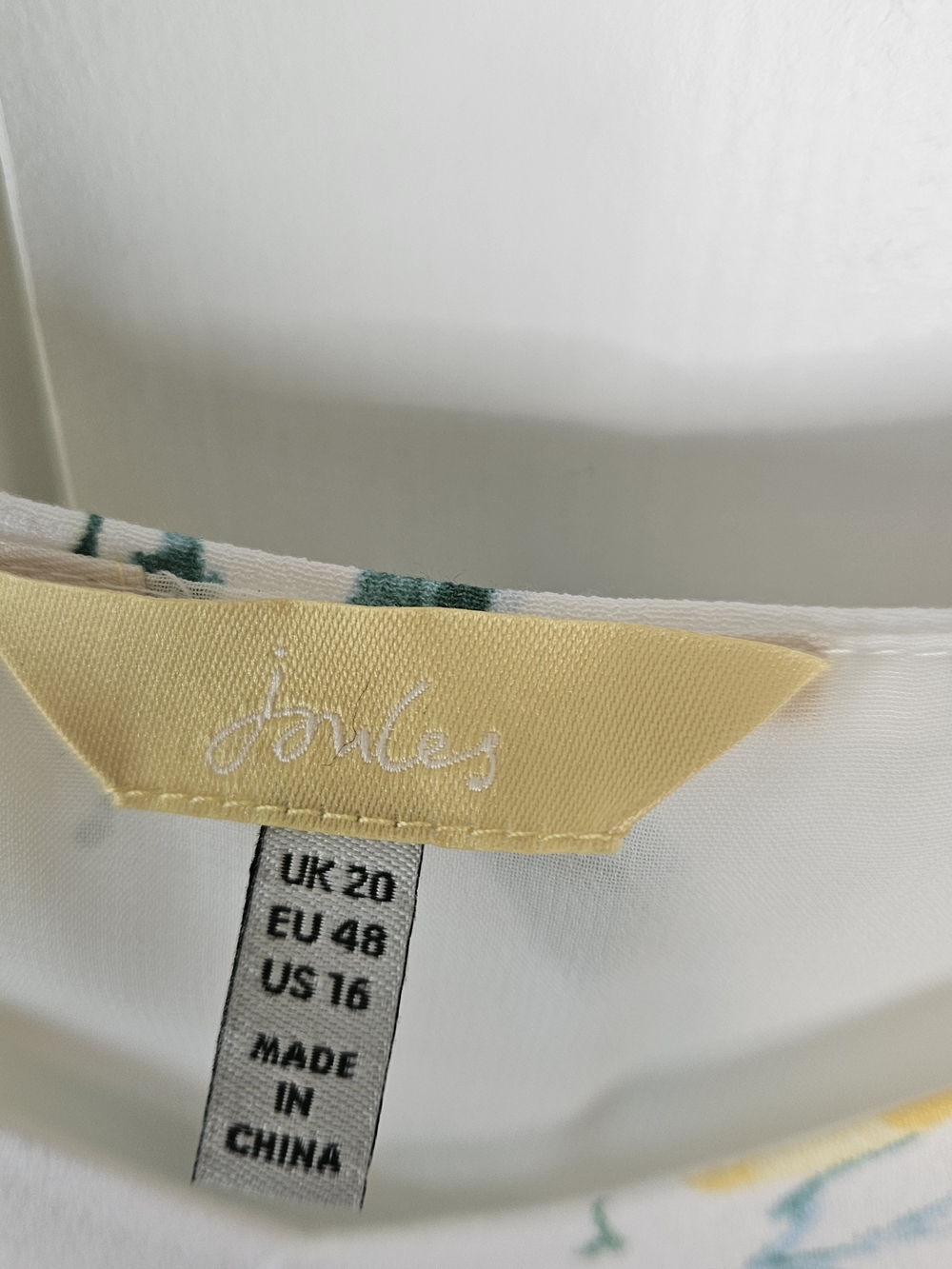Joules Kyra Cami Top - Lemon Tree Print - Size 16 - Picture 4 of 8